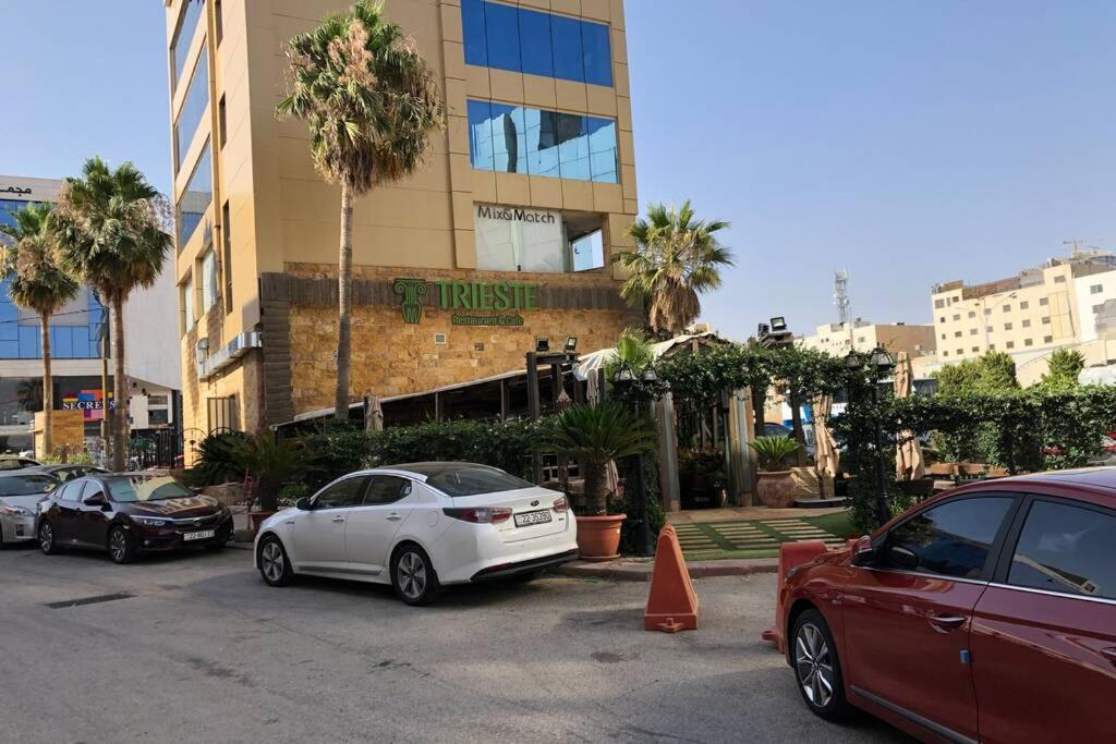 Luxury Apartment In Awesome Location In Amman Bagian luar foto